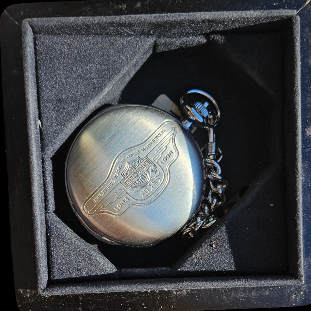 1998 Harley Davidson 95th anniversary pocket watch #2796 With Box Never Used